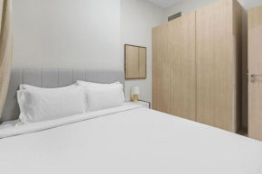 Phineek vacation home luxury one bedroom apartment in Damac hills 2